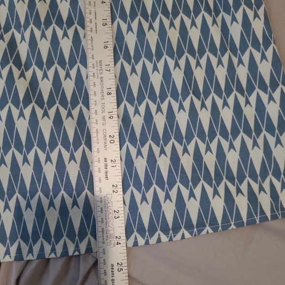 Modcloth Women's SZ M top Peter Pan Collar blue geo design NWOT office casual - Picture 7 of 9